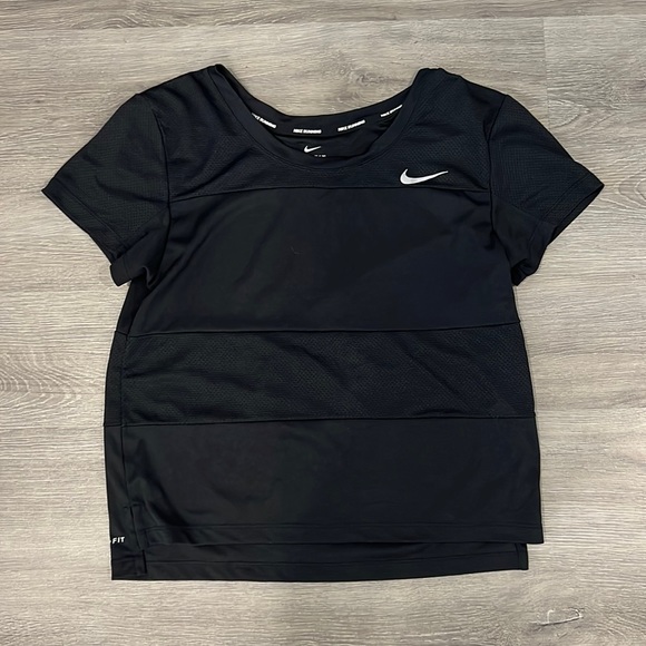 Nike running dri fit top - Picture 1 of 2
